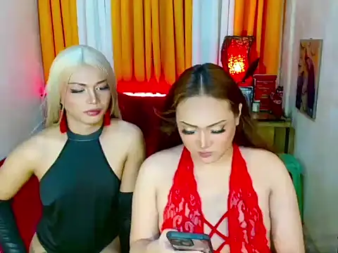 Phenomenal_Shemale webcam