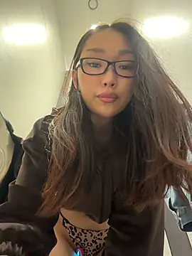 trytomakememoam webcam