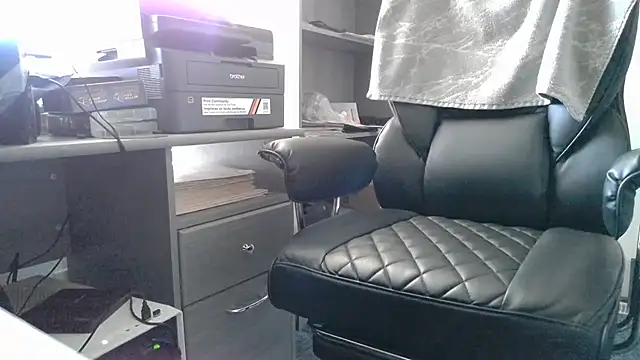 TrevorSteele webcam