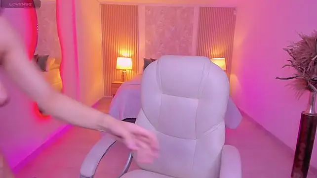 ANGIE-SMITH