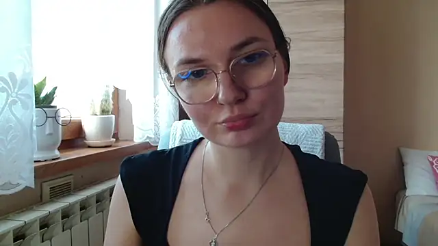 LooveELLYx webcam