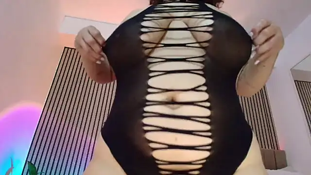 JuliRamirez webcam