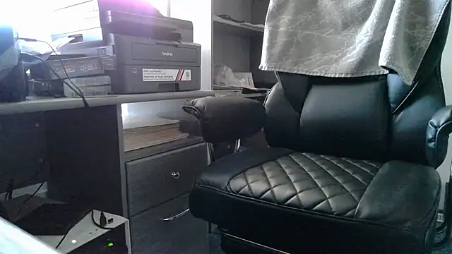 TrevorSteele webcam