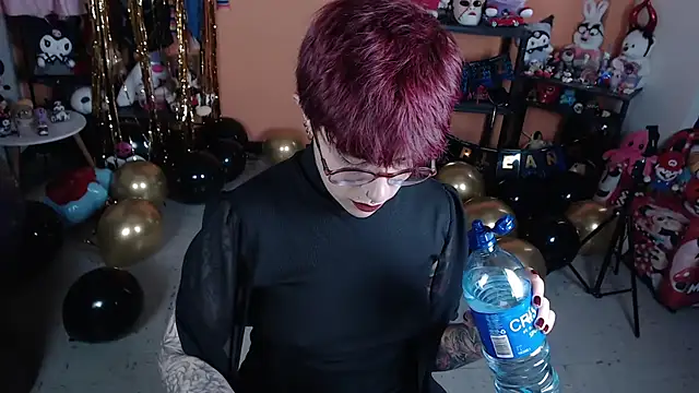 MissMiia2 webcam