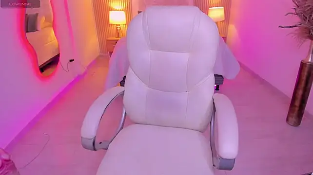 ANGIE-SMITH webcam