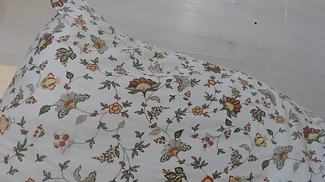 CRISTIIYNA36 webcam