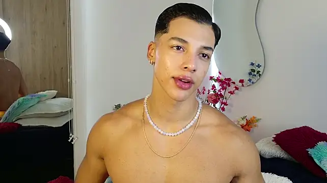 Troye_Williams webcam