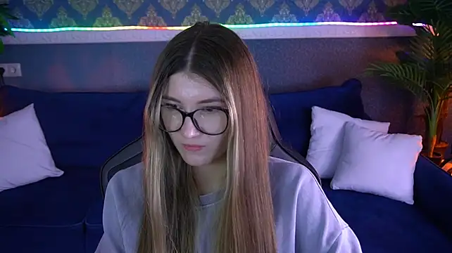 Lissaa_Moon webcam