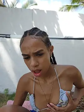 Lara_Bella webcam