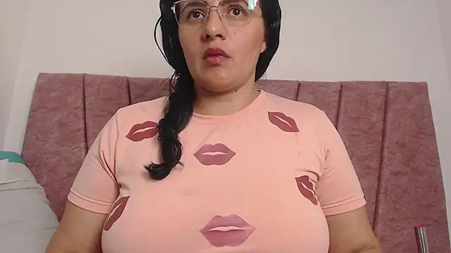 Violet_rouse31 webcam