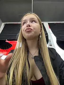 Liza_risky 🤥 online naked stream