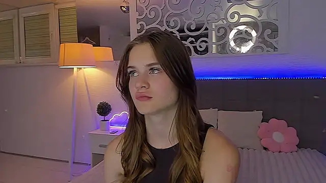 LuisaClover webcam
