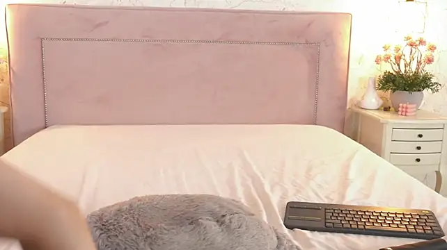 ChannelAngeless webcam