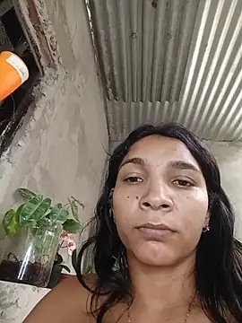 chikivivi- live cam on StripChat