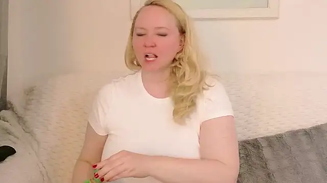 Sarah4you webcam