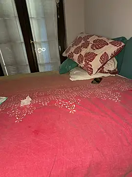 Crazycouplelive_ webcam