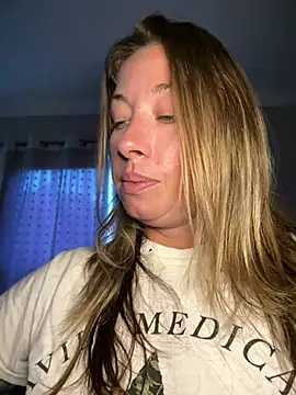 MiraKisss