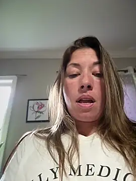 MiraKisss webcam