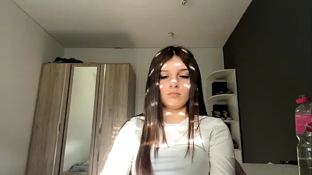 SpanishRooter live cam on StripChat