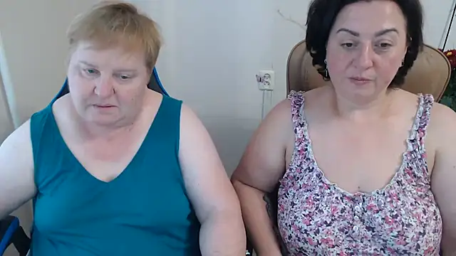 Lindy-Jeanie webcam
