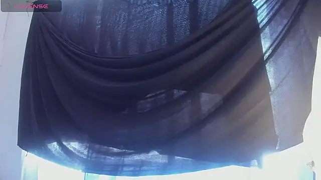 latinaStepmom webcam