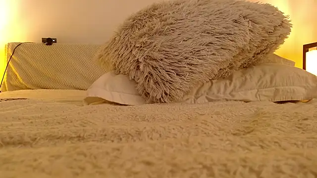 LadyAriaHunt webcam