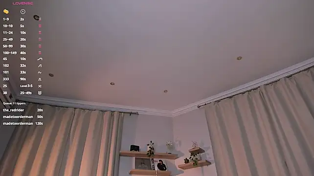Lova_Rane live sex cam