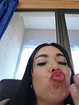 _SARA_69 live cam on StripChat