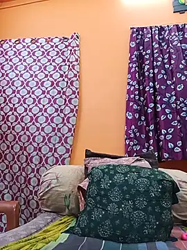 Hotpuja25 webcam