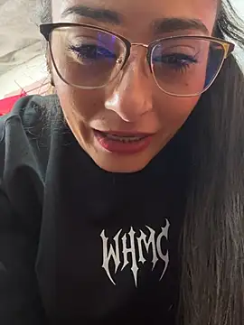 isabellamariet (G young) - masturbation with the fingers