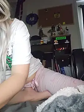 scarletcallings_420 (G young) - USE TIP MENU: Fuck Show & Anal