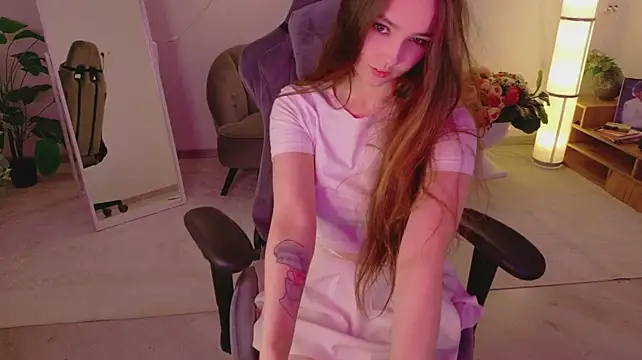 sunshine_lee live cam on StripChat