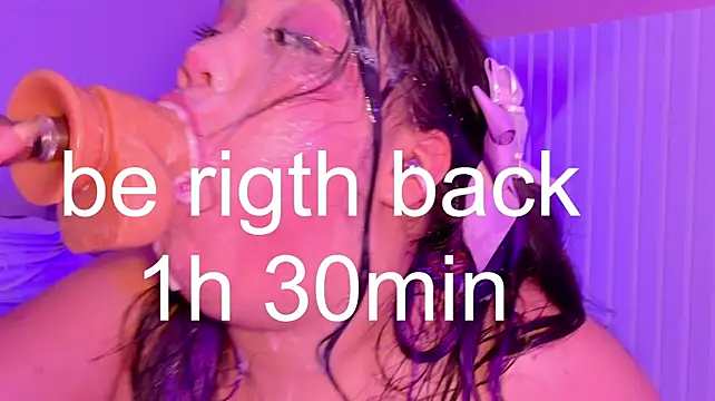 emma_smile webcam