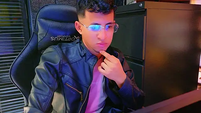 kenil_salvadorr webcam