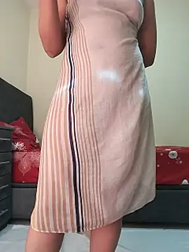 Saraa-sexi webcam