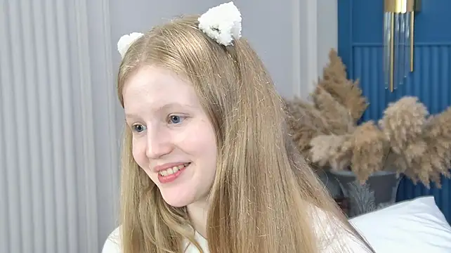 LilianHowards webcam