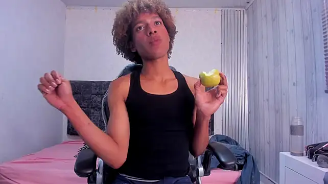 luccas_lowee webcam