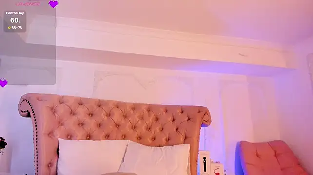 JuicyKendra_ webcam