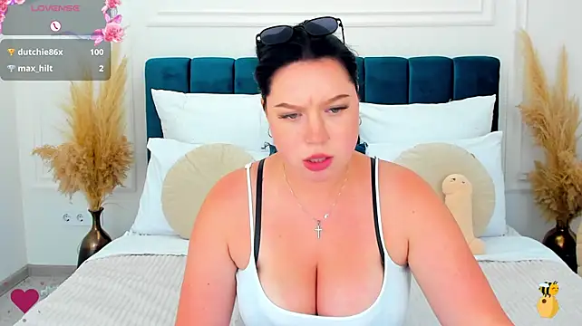 LexiePat webcam