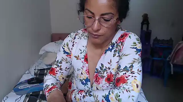 kateleyagrey webcam