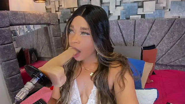 angel_dthroatt webcam