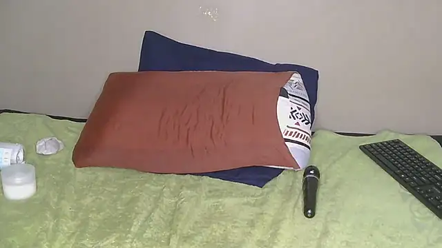 CherieBlushX webcam