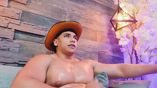 jacobstonne (M young) - Run the tongue over the biceps  💪🏻🥵