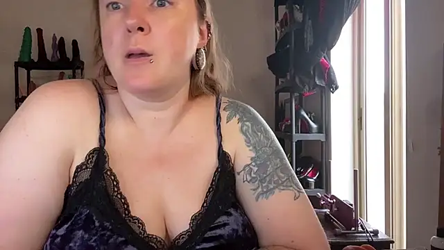 kisicaxx webcam