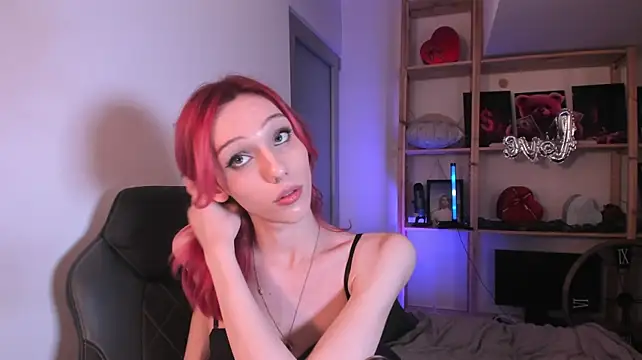 Kirana_Hayes webcam