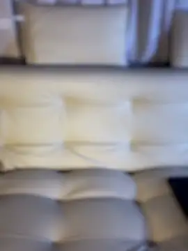 LeylaKnox webcam