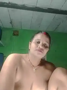 Shivani09900 webcam