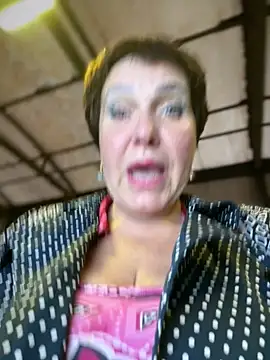 bettybutter_ webcam