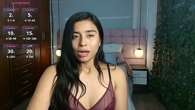 AriaJoy_ live cam on StripChat