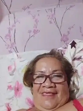 vickyhot1966 webcam